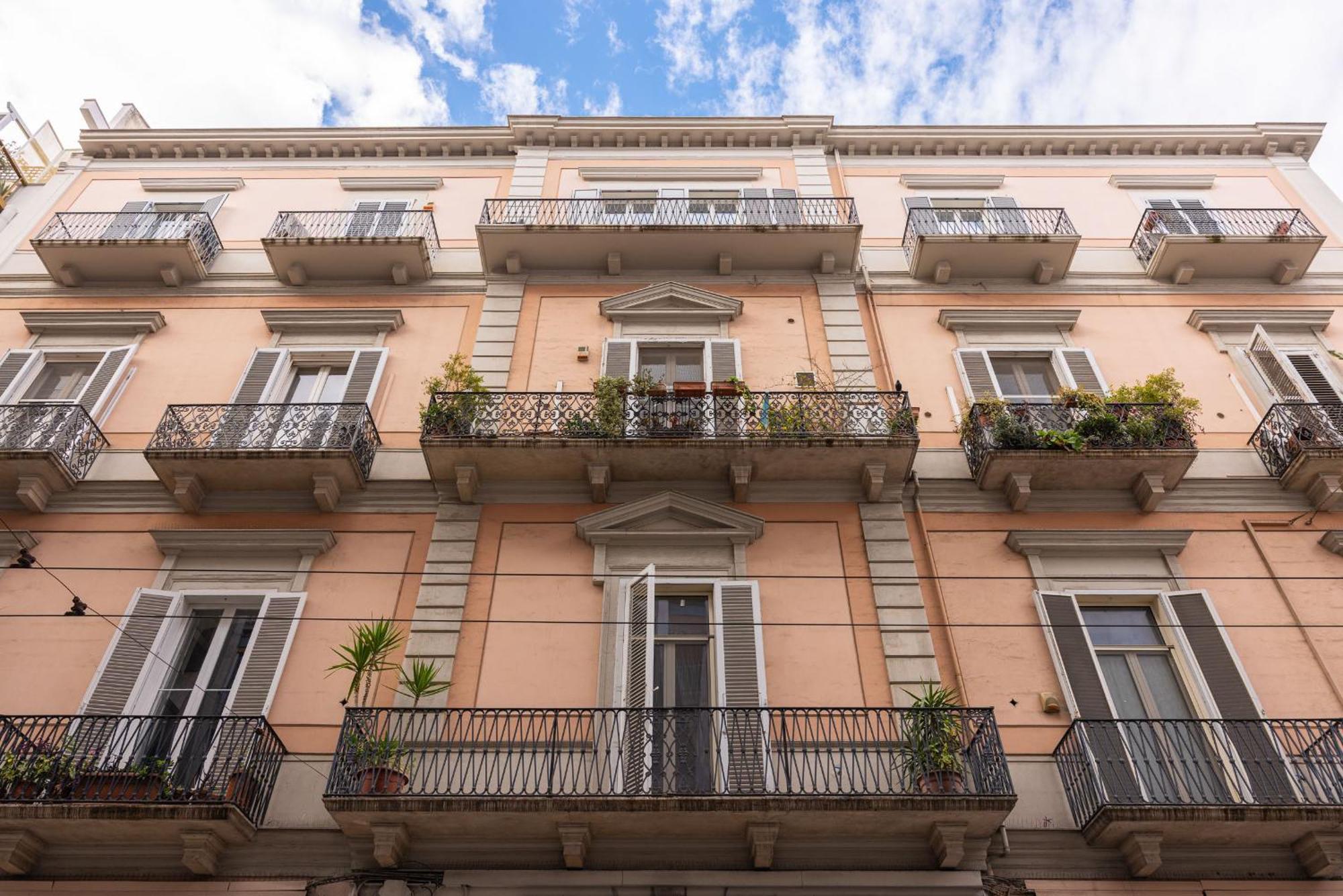 Chic House